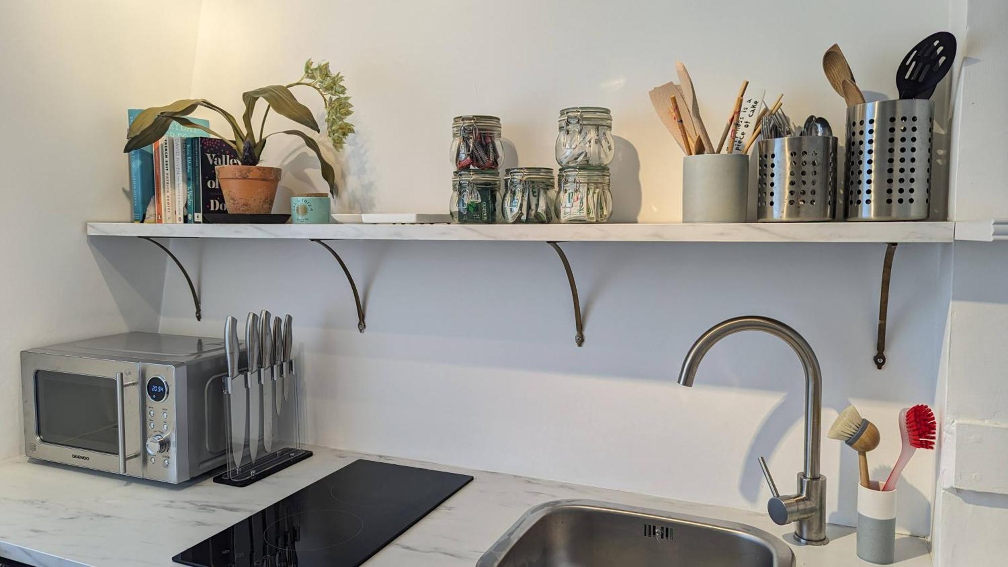 Charming & Quaint Old Compton Apartamento - Quiet Guests Only Allowed, No Parties Allowed, Over 25 Years Old Or Families Лондон Екстериор снимка